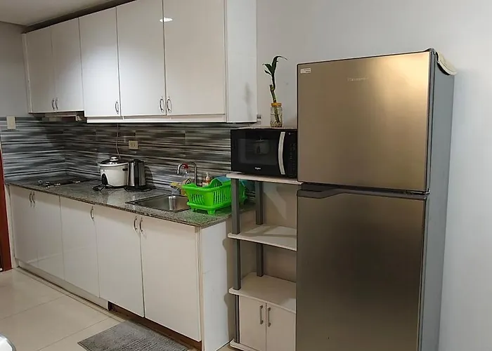 Shell Residences Condotel Near Moa & Naia- Jeric Apartahotel 3*